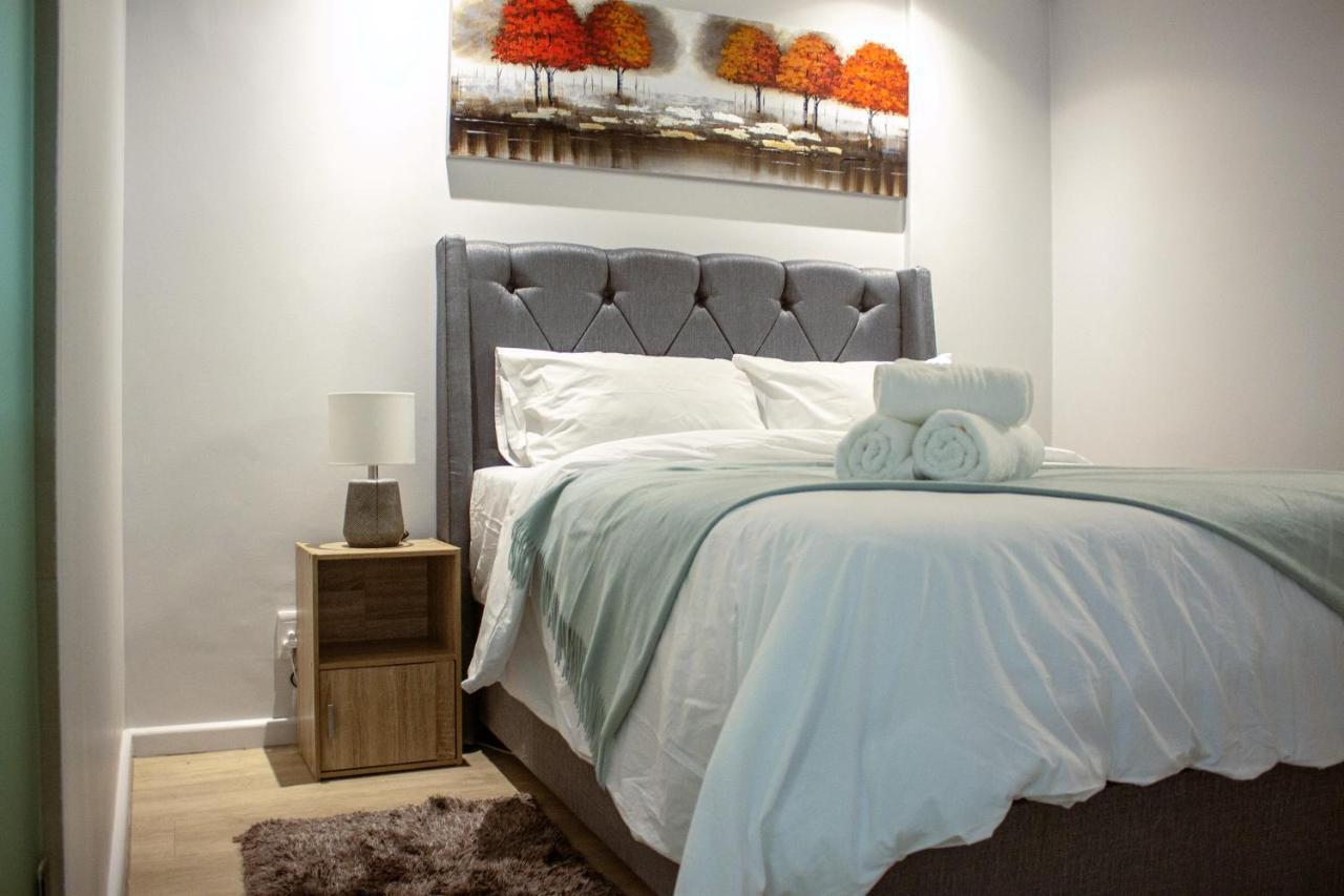 Chic, Central, Family & Group Stay - Stylish 2 Ensuite Bedroom Apartment With Spacious Balcony 케이프타운 외부 사진